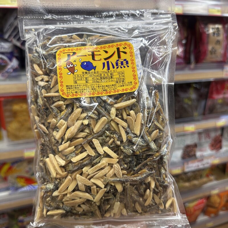 香港代购进口日本泉屋杏仁沙丁小鱼仔下酒菜零食小吃海产350g装