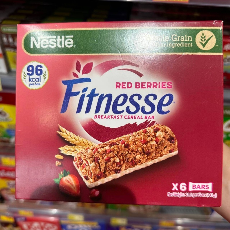 香港代购NESTLE雀巢纤怡红莓味谷物棒6条装23.5g盒装