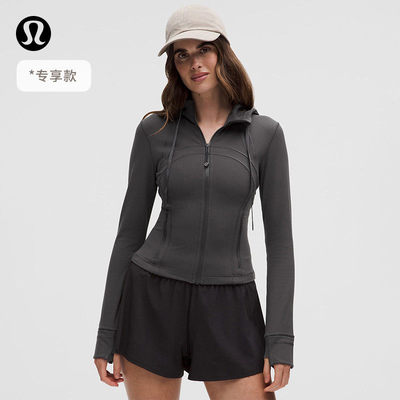Define女士短款连帽夹克