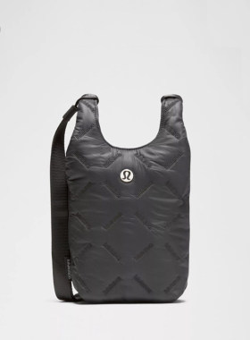 Quilty Pleasures 女士绗缝手机斜挎包 拒水丨lululemon丨LW9FXPS