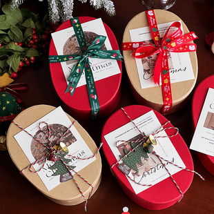 2026高档新款礼物包装盒子圣诞节礼盒烘焙曲奇饼干糖果小号椭圆盒