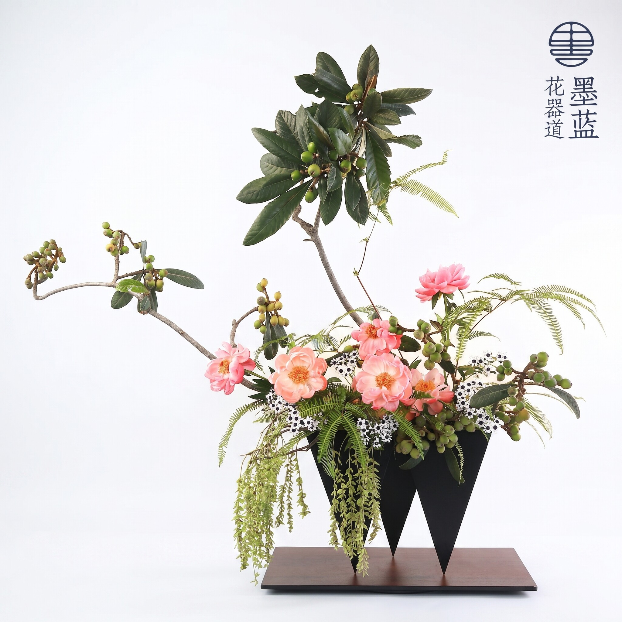 三角组合铁艺花器花道插花器皿布景现代客厅民宿酒店玄关装饰摆件