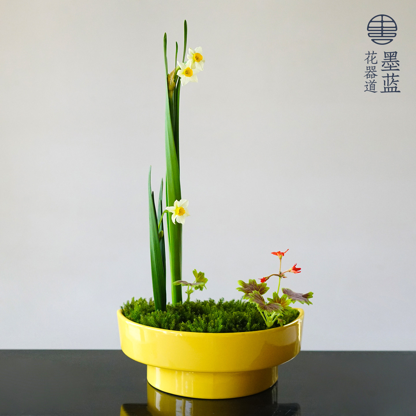 日本进口双层半圆形花器禅意插花器皿日式花道陶瓷花盘花盆小原流