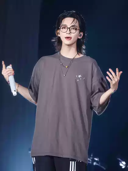 Seventeen Yin Jinghan Same Style Short-Sleeved T-Shirt for Men 2026 New Summer Base Shirt Couple Outfit Half-Sleeve Trendy