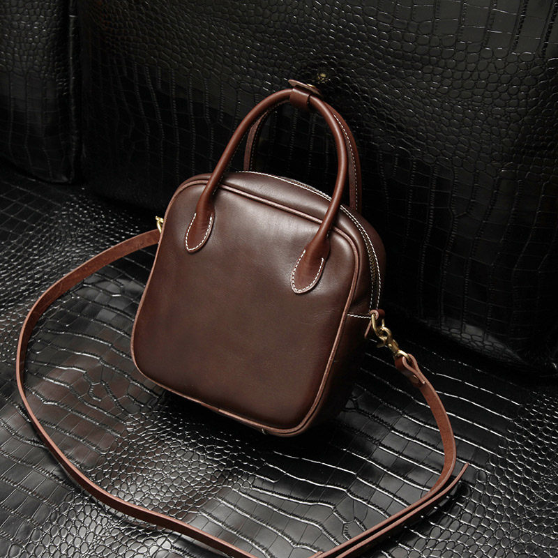 C008复古高级感简约手工蜡麻线纯铜五金手提包女斜挎包头层牛皮