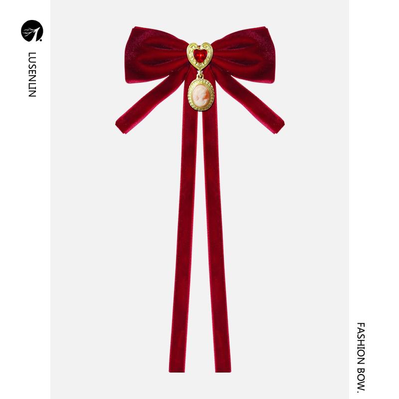 买四免一法式丝绒蝴蝶结胸针领结