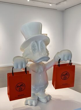 潮趣纯白唐老鸭招财摆件开业送礼