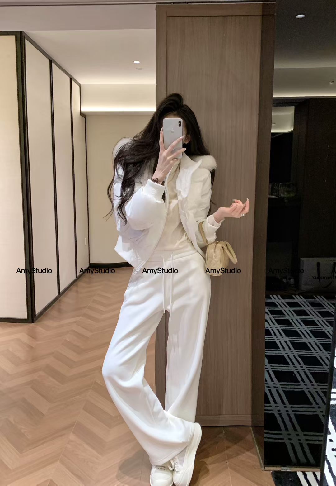 艾米AMY秋冬真毛90羽绒加绒短款上衣+高腰显瘦阔腿裤两件套308