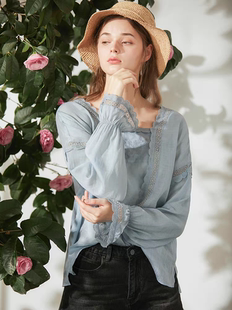 Miccbeirn 苎麻花边浅蓝色T恤女镂空绣花方领上衣夏设计感上衣