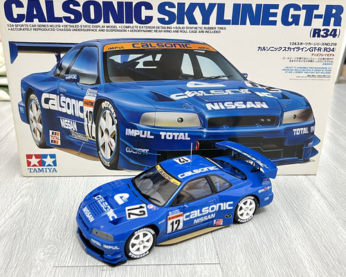 代工田宫 1/24 Calsonic Skyline GTR R34（24219）
