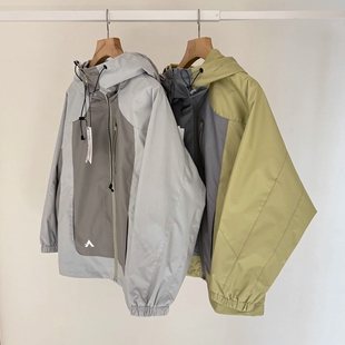 轻便登山户外风 190中大童春秋防风青少年连帽户外冲锋衣外套 150