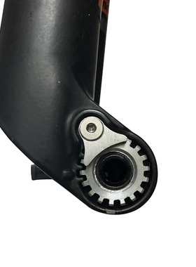 FOX 32 SC前叉桶轴杆螺帽固定座筒轴杆螺丝修补件