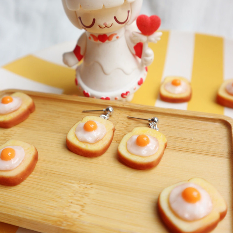 蜜桃家原创食玩手工软陶泥仿真吐司煎鸡蛋食物创意趣味银耳环耳钉