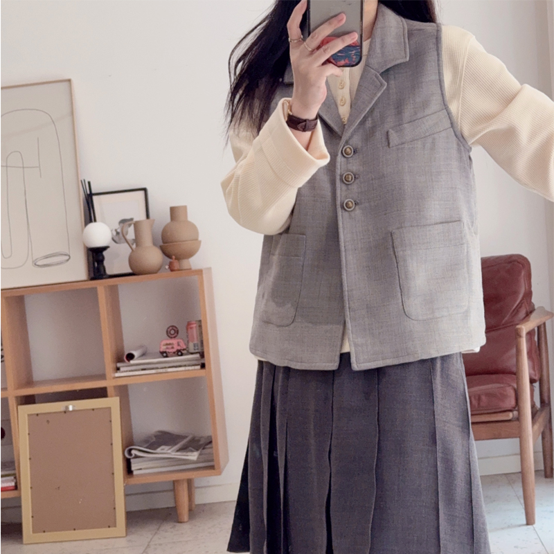 【ANOFREE ME】甜美和硬朗的平衡  背心+半裙的职场超值套装