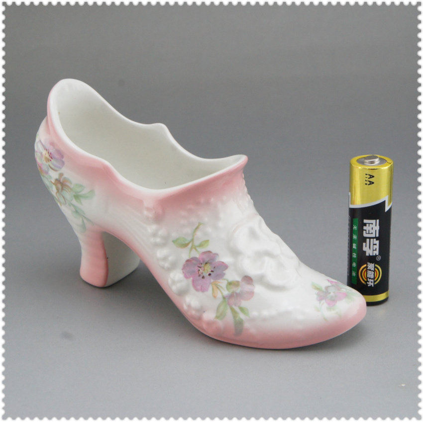 欧洲杂货装饰摆设 英伦特色老瓷器 中等规格花卉图案瓷鞋摆件