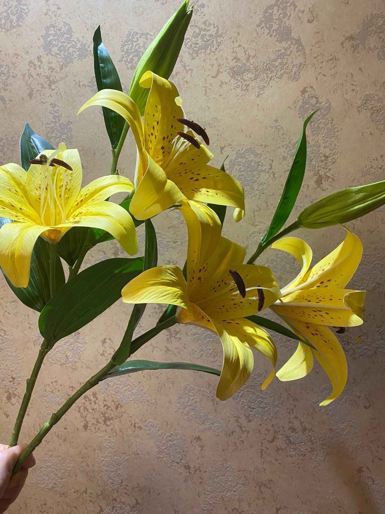 家居装饰仿真花假花绢花单枝两花一蕾黄色百合黄天霸百合靓丽百搭