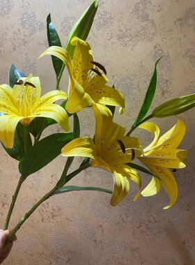 家居装饰仿真花假花绢花单枝两花一蕾黄色百合黄天霸百合靓丽百搭
