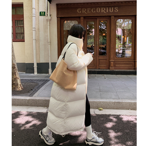 超长款羽绒服女冬季2023新款过膝加厚大被子白鹅绒韩版面包服外套