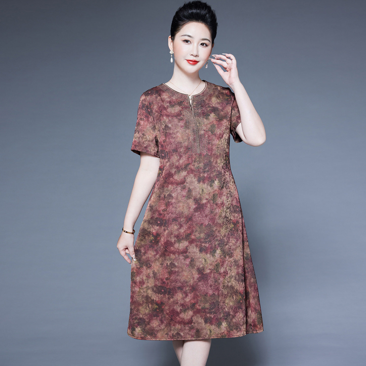 唯品会特卖清仓特价处理断码真丝香云纱桑蚕丝连衣裙女装品牌正品