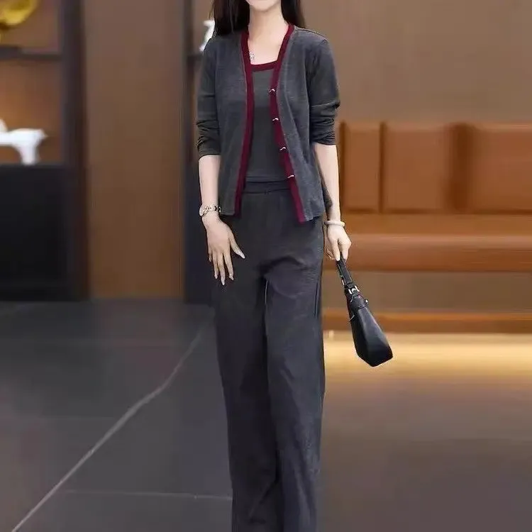 唯品会特卖清仓特价处理断码长裤三件套装女装品牌正品春秋冬新款