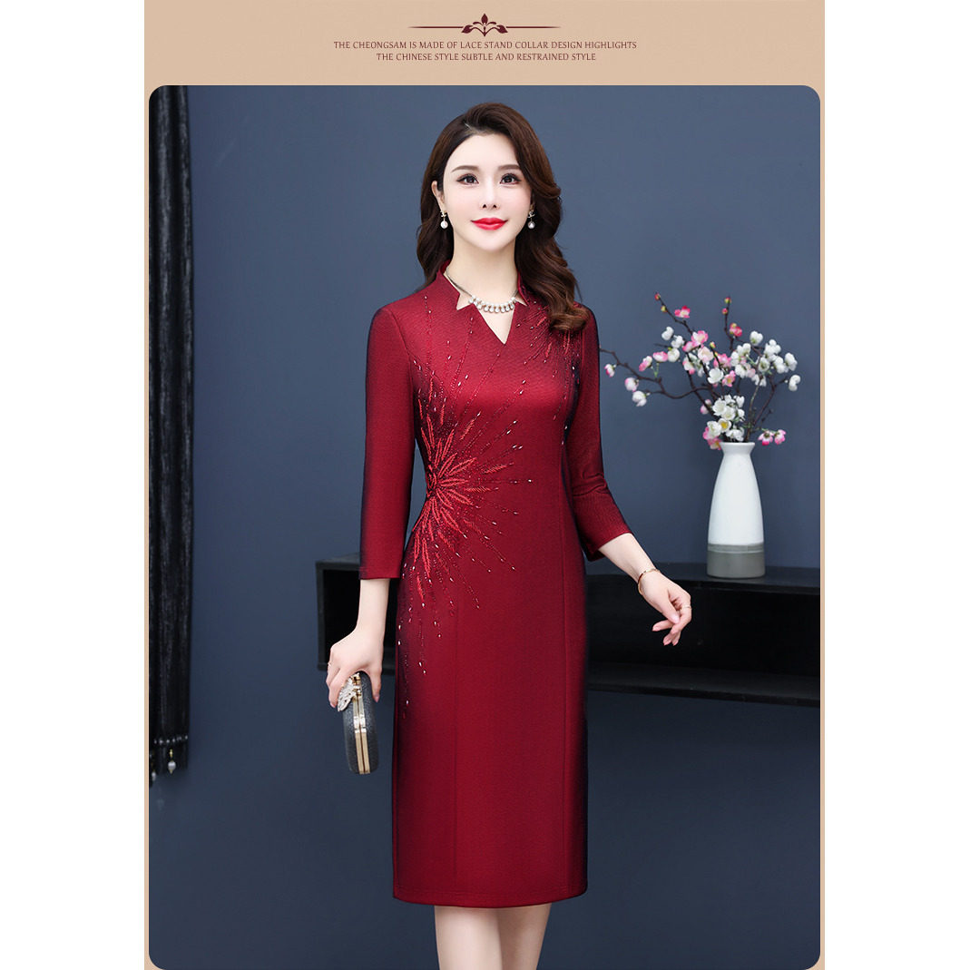 潮唯品会特卖清仓处理断码女装九分袖礼服连衣裙品牌正品春秋新款