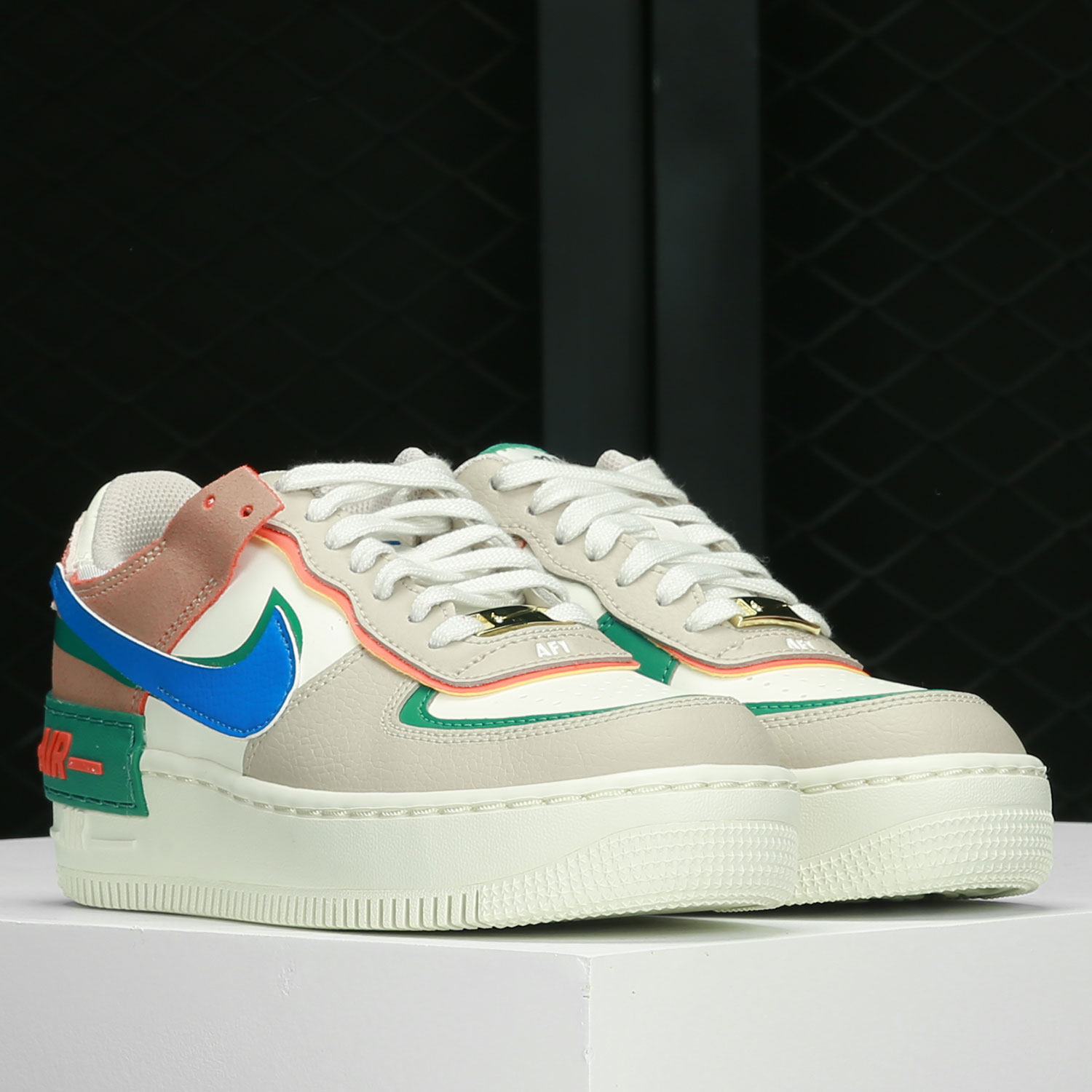 耐克女子舒适休闲运动板鞋