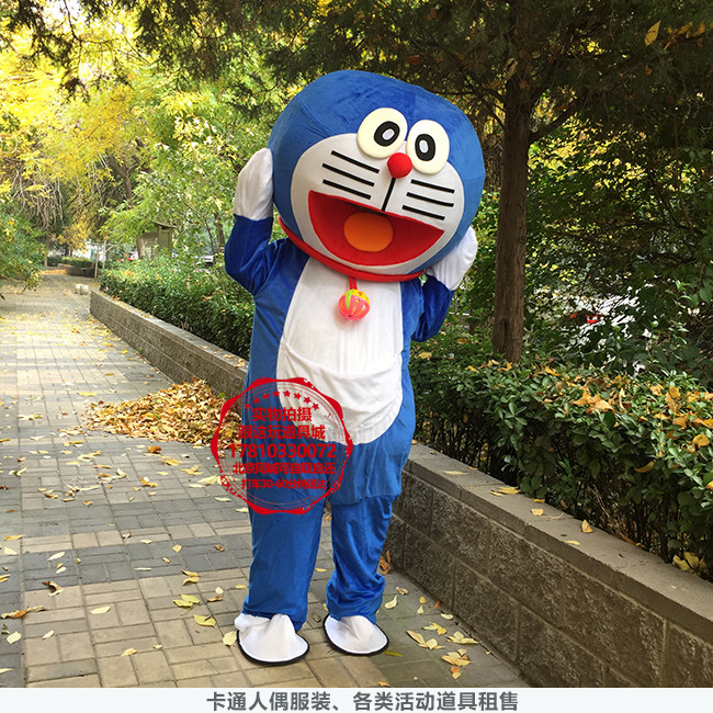 北京机器猫卡通道具人偶图片