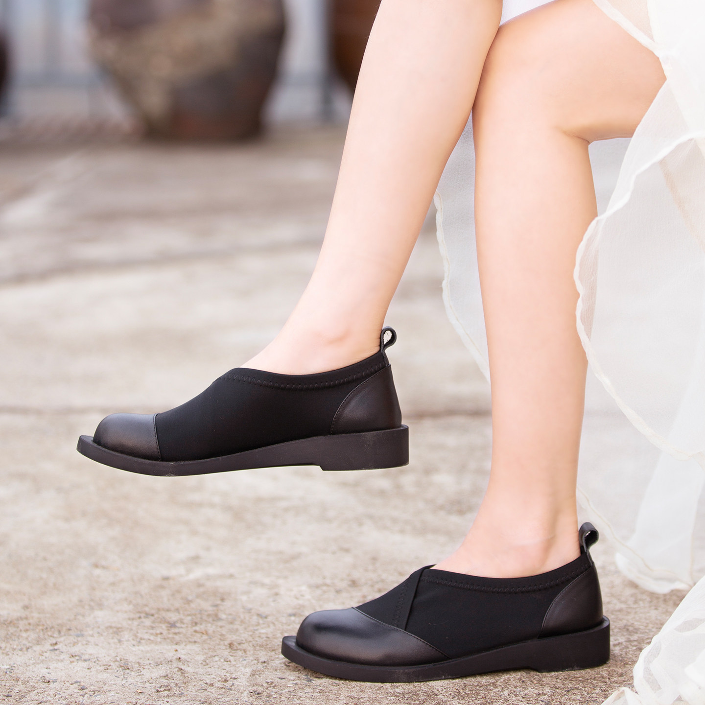 休闲风真皮网面鞋女套脚一脚蹬软底黑色平底单鞋2026年春季新款,女鞋,网面鞋,淘宝优惠券,粉丝福利购,淘宝优惠卷