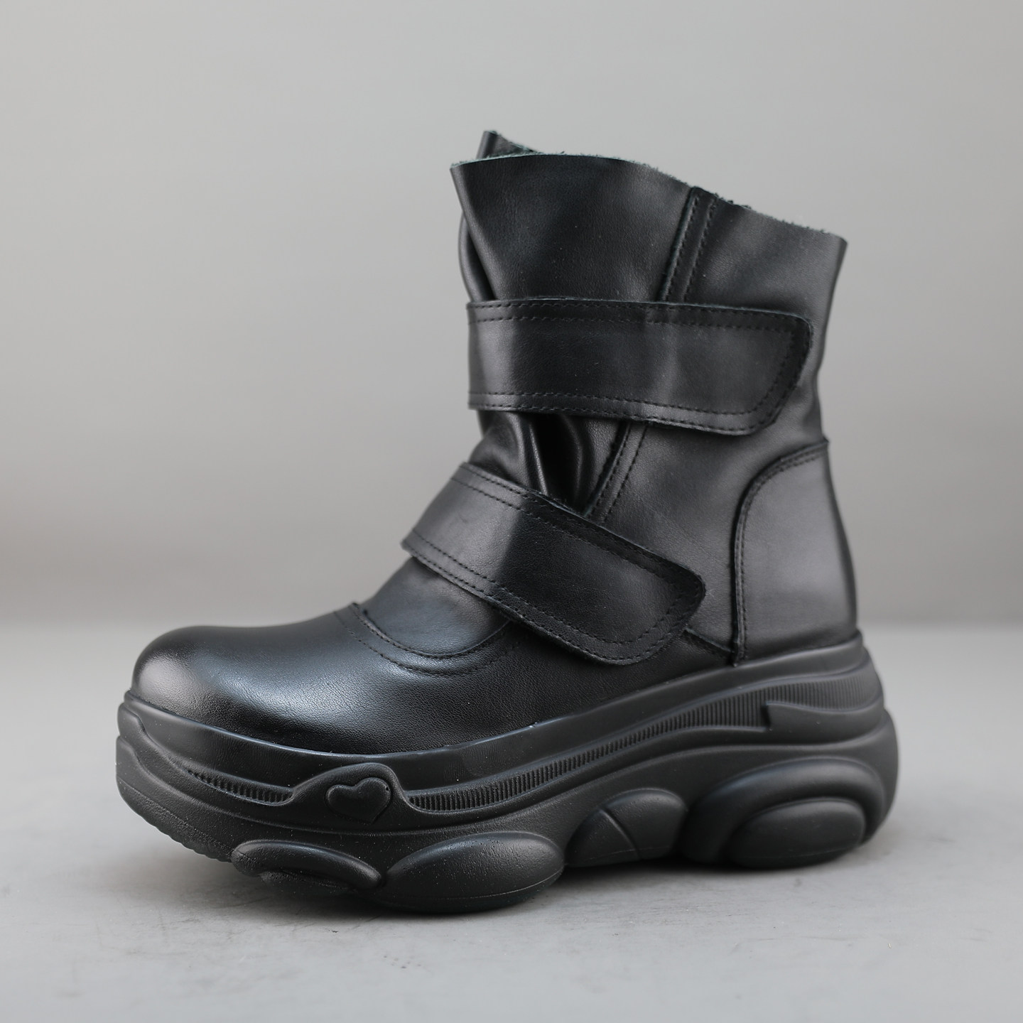 捡漏仅此一双35码冬季女士高档真皮厚底复古休闲皮靴头层牛皮短靴,女鞋,马丁靴,淘宝优惠券,粉丝福利购,淘宝优惠卷