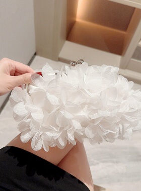 白色雪纺花瓣 晚宴包 新娘包礼服包 宴会包 仙女手拿包 链条包