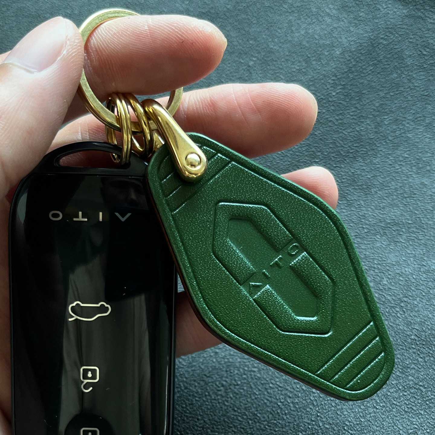 适用问界M8M9M7汽车钥匙扣挂件