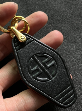 适用川崎摩托车ninja400钥匙扣真皮牛皮挂件Z900 ZX4RR H2R 定制