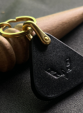 适用五菱宏光MINIEV 晴空缤果E5星光星云汽车钥匙扣真皮牛皮挂件