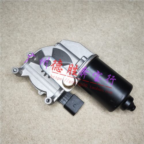 适用宝马5系E60 X5 E70 雨刮马达 523li 525li 530li 雨刮电机