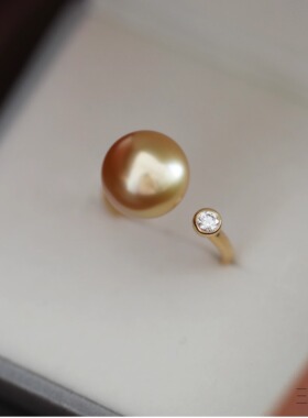 三角珍珠金珠戒指18K金钻石定制