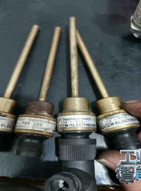 询价~贺德克温控探头，4个，外观如图，型号TFP 104-