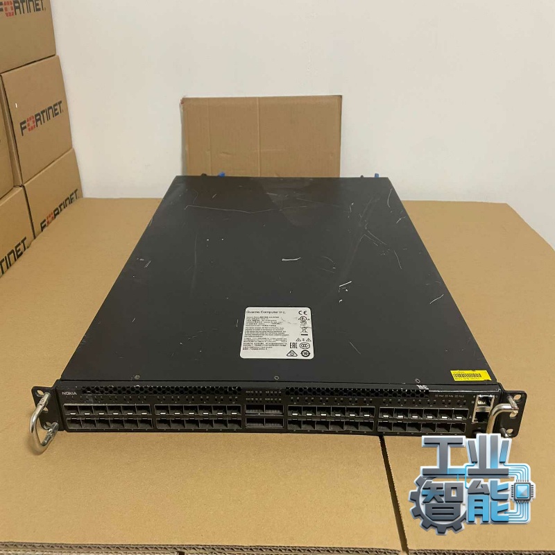 询价广达T3048-LY848口万兆SFP4口40G