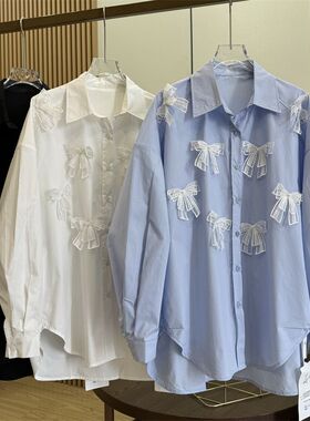 2025早春立体蕾丝蝴蝶结廓形宽松设计感翻领衬衫女欧货大版衬衣
