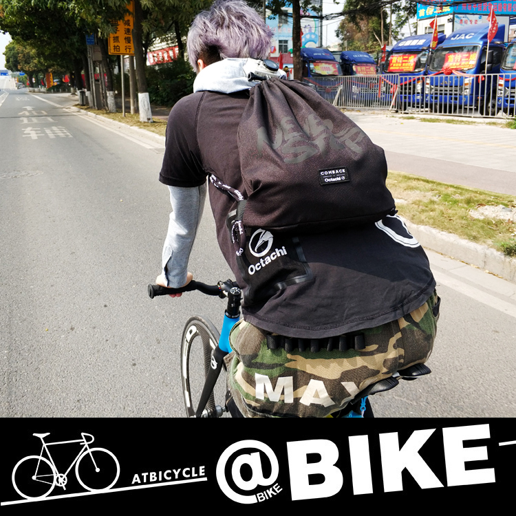 comback休闲反光双肩背包拉链