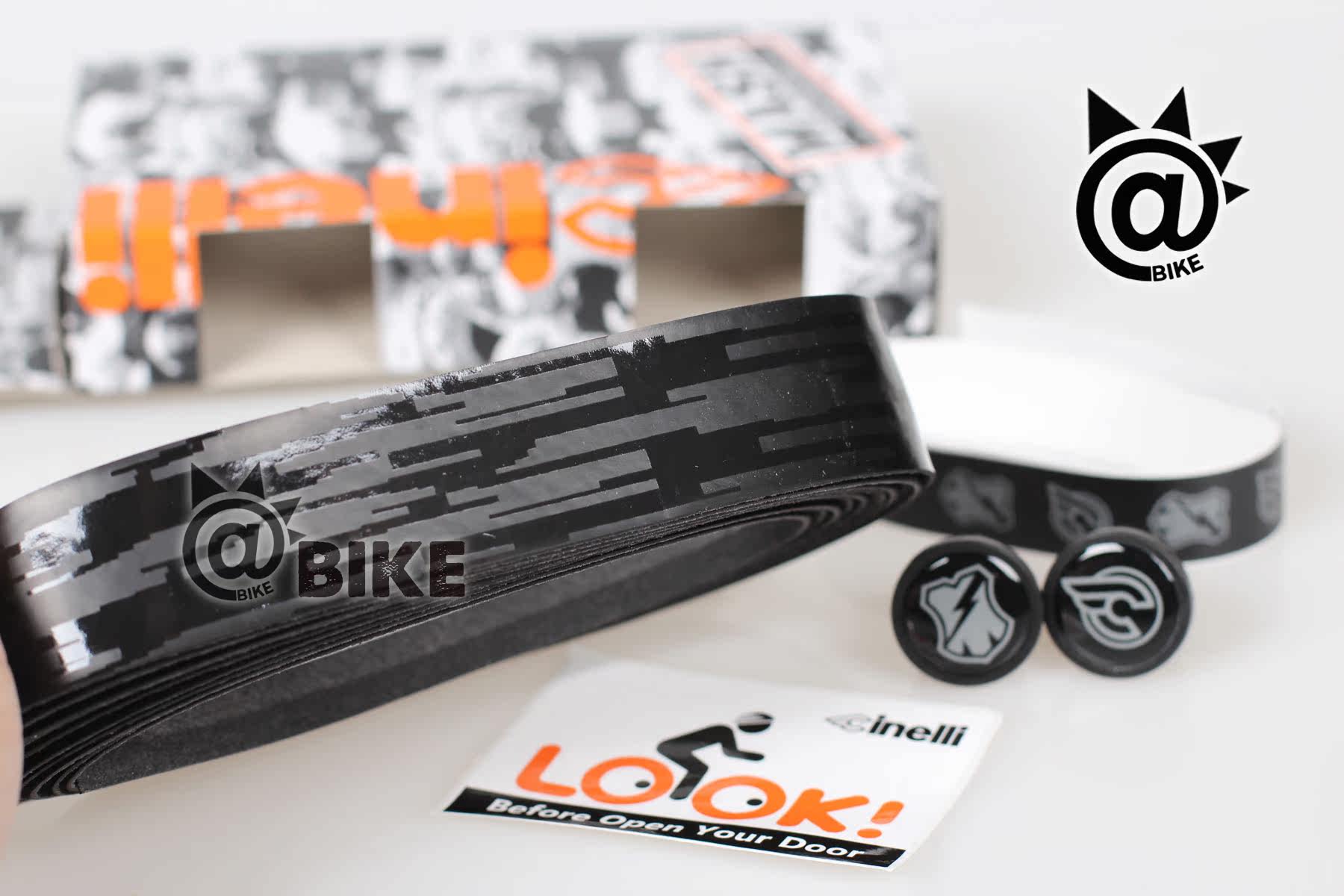 Poignées de vélo - Ref 2356550 Image 1