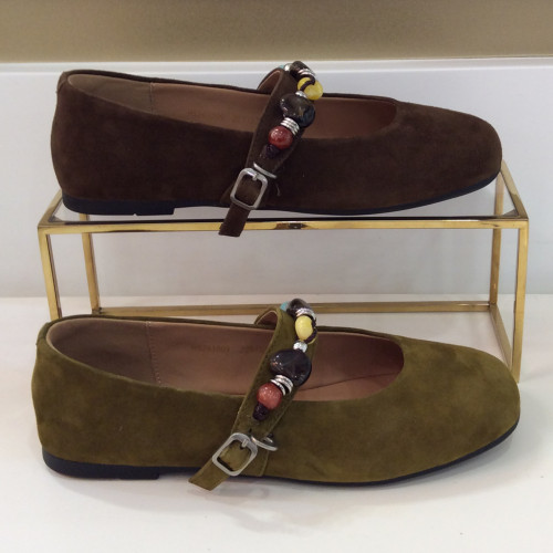 哈森低跟反绒玛丽珍皮带扣女单鞋