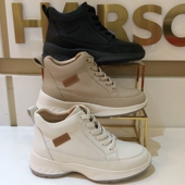 哈森HARSON秋冬季 HCA256111高帮平厚底系带休闲真皮女鞋 HCA246102