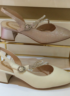 卡迪娜KADINA正品2025夏季新款粗高跟软底方头水钻女凉鞋KM251525