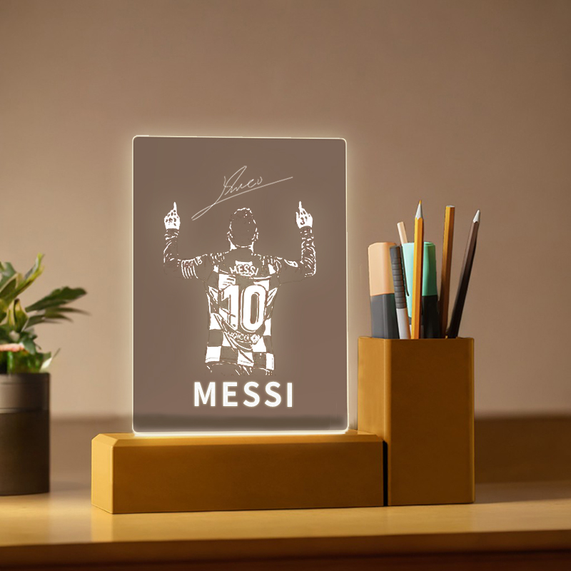 C罗梅西姆巴佩内马尔足球复古笔筒送同学男生朋友生日刻字礼物男