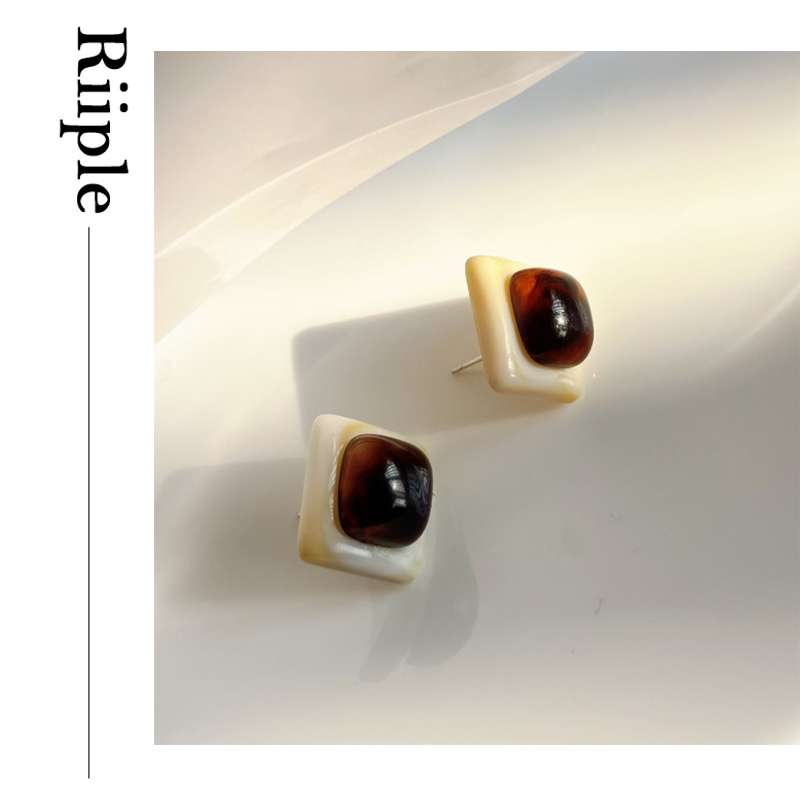 Riiple复古几何撞色小方糖耳钉
