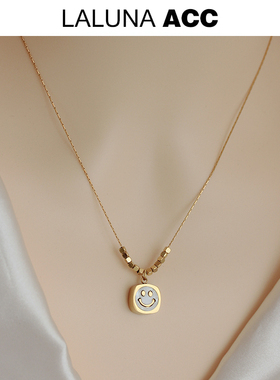 不褪色碎金子白母贝笑脸项链时尚轻奢气质锁骨链创意可爱百搭颈链