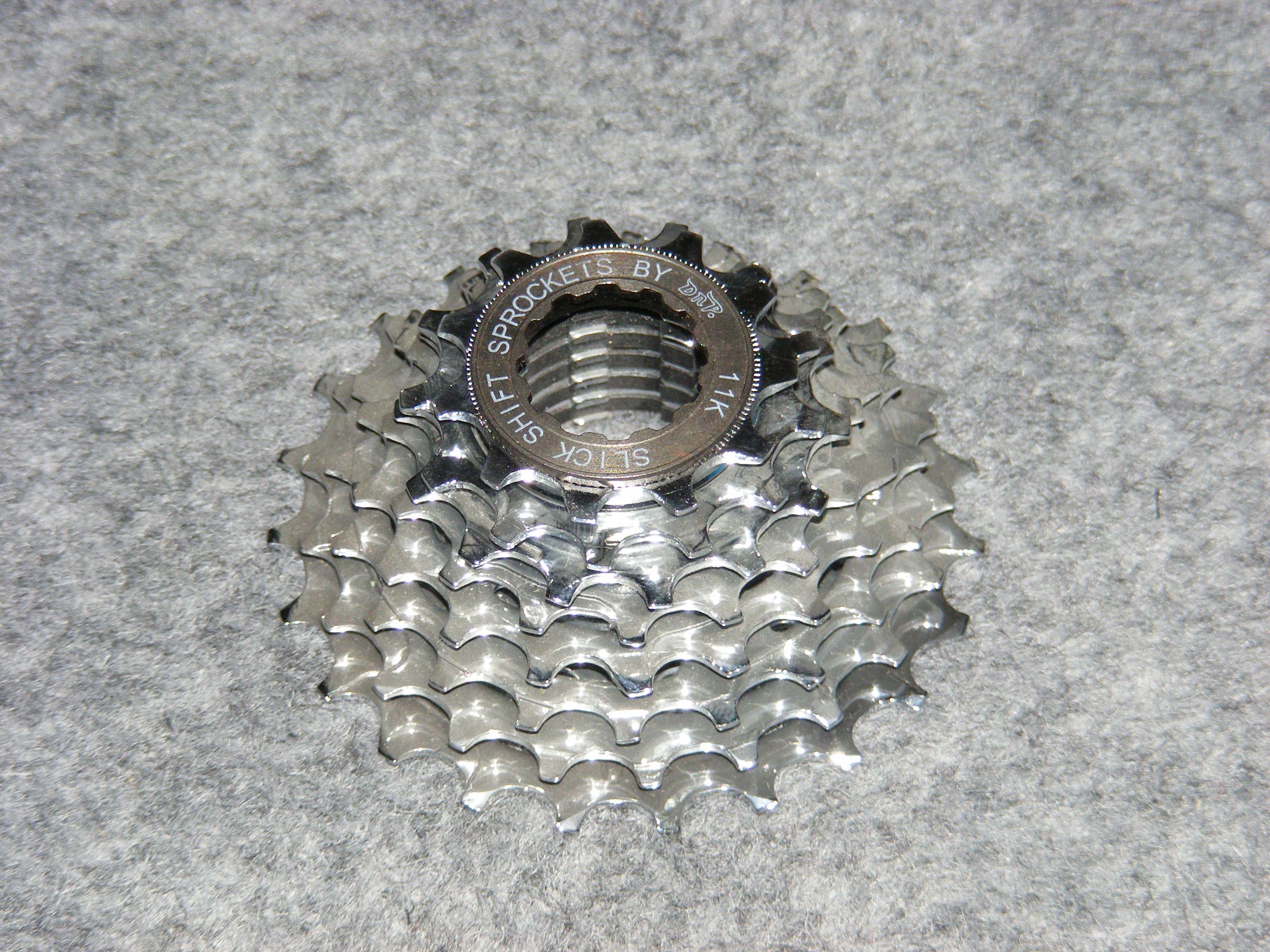 Pignon de vélo 8 vitesses - Ref 2364130 Image 1