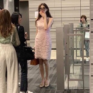 欧购夏新款女林志玲明星同款镂空无袖圆领显瘦A字粉色蕾丝连衣裙
