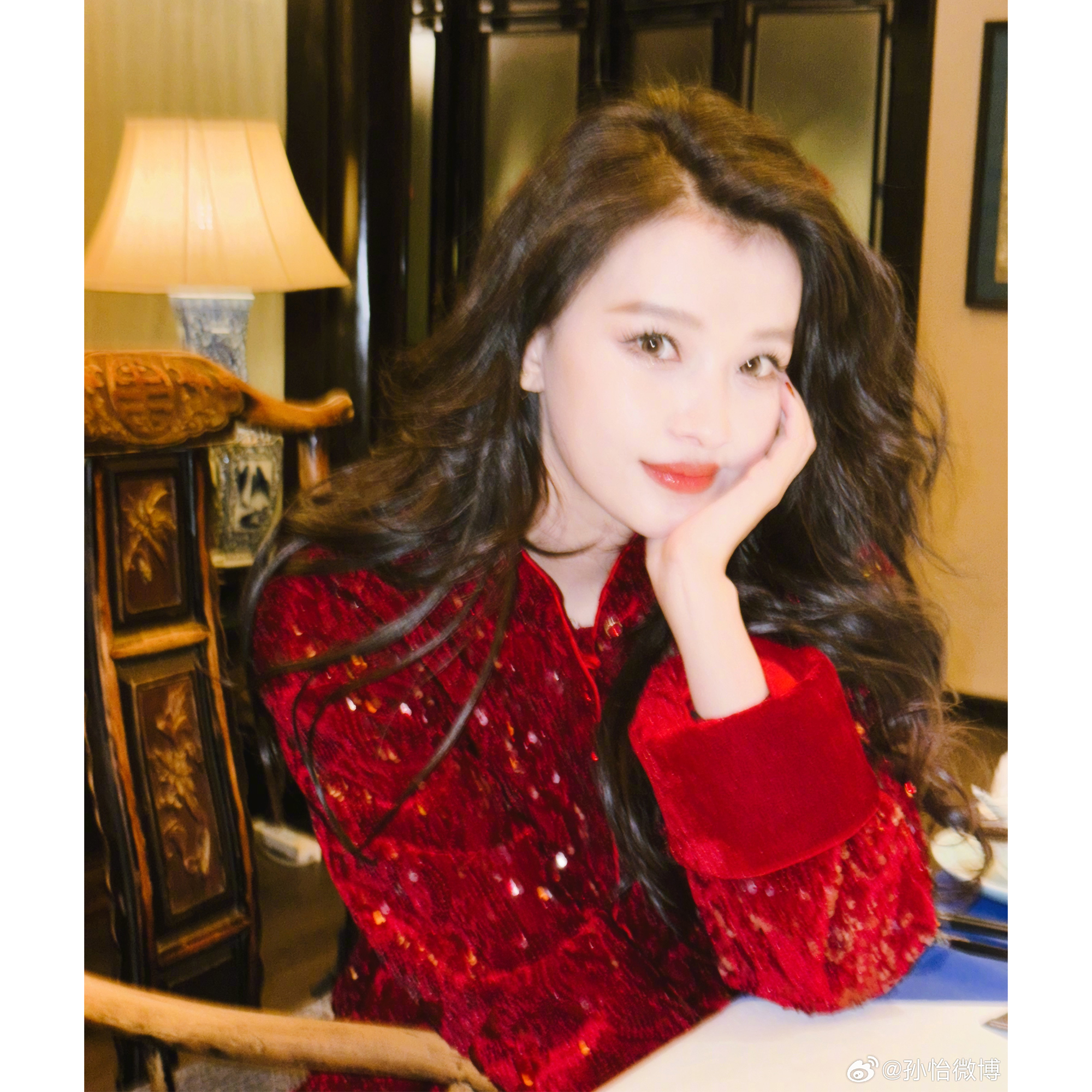 孙怡明星同款新中式立领红色亮片外套新年拜年服上衣订婚敬酒服女