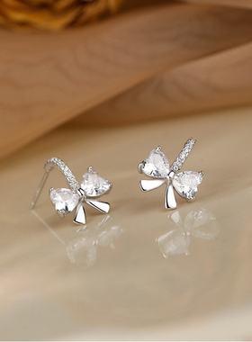 S925银蝴蝶结耳钉高级感锆石小巧耳饰2025新款夏季时尚百搭送女友